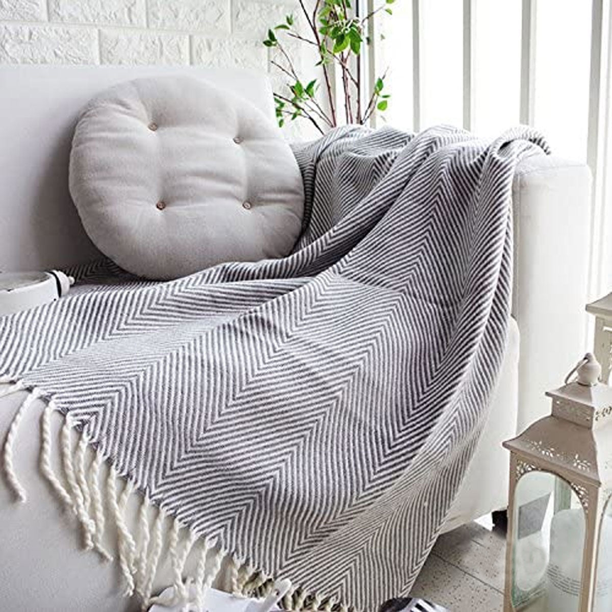 ATLANTIS HERRINGBONE KNITTED THROW RUG - GREY